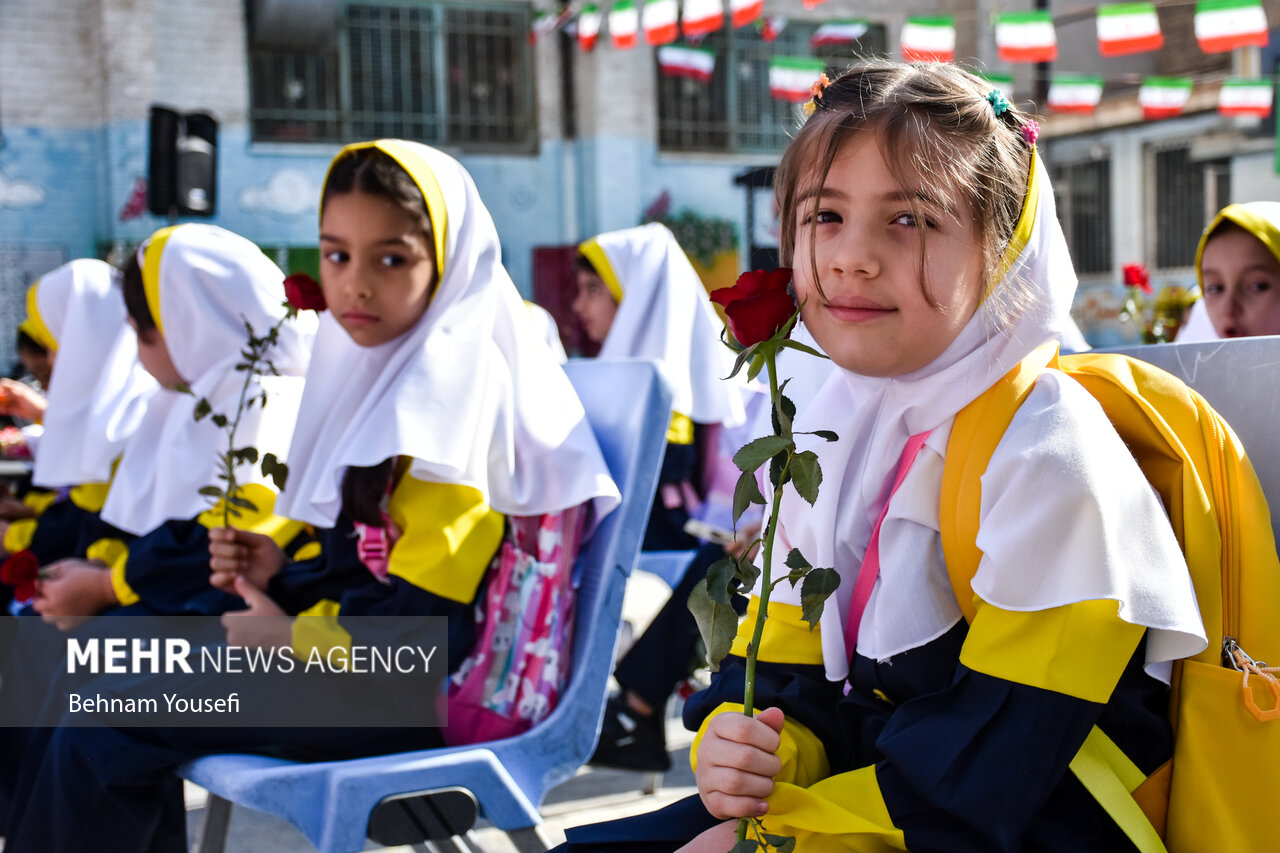 جشن شکوفه ها سال تحصیلی جدید در اراک – آفتاب نو |  اخبار ورزشی