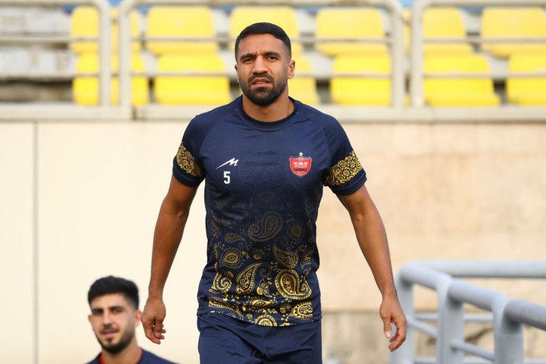 طرح جدید و جالب روی لباس پرسپولیسی‌ها